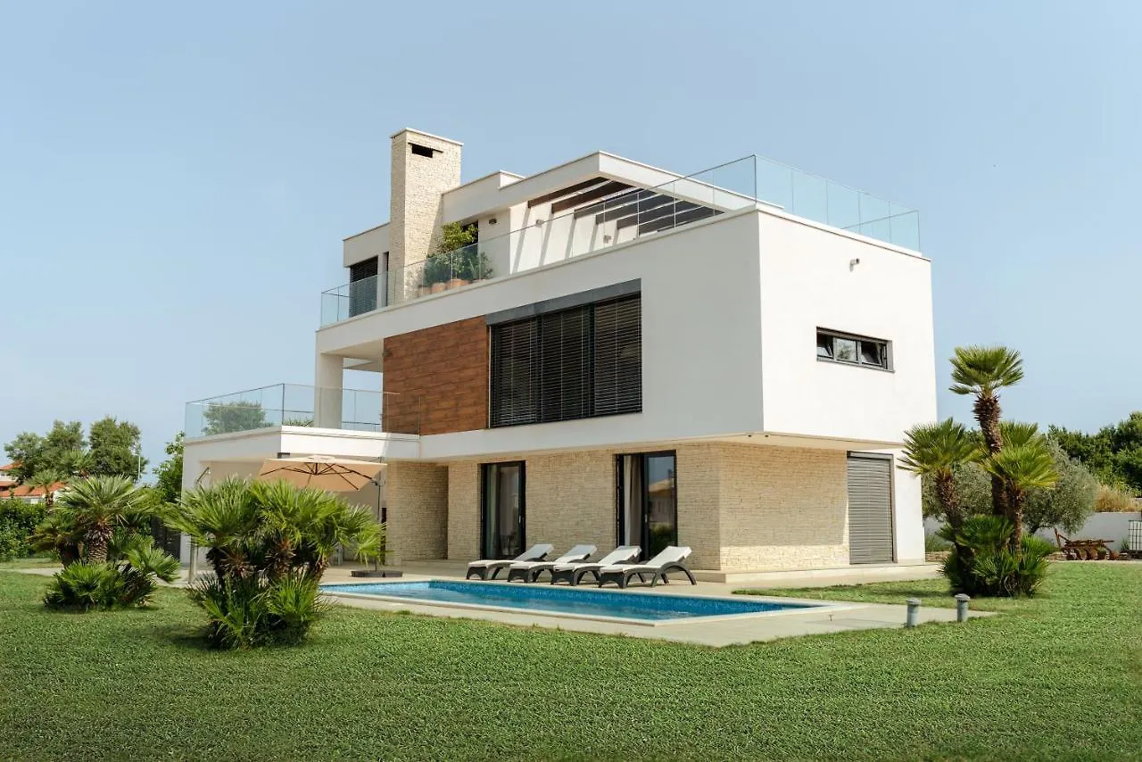 Luxury Village Villa Jacob 보드냔
